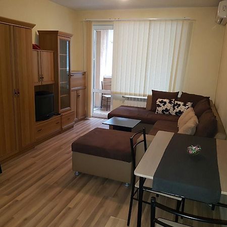 Pirotska Apartment Gn / Free Garage Sofya Dış mekan fotoğraf